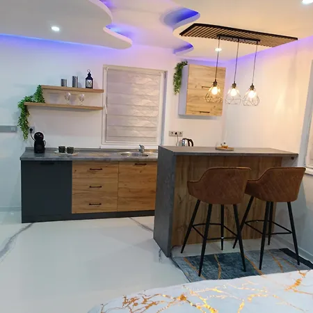 빌라 Jacuzzi Karuse